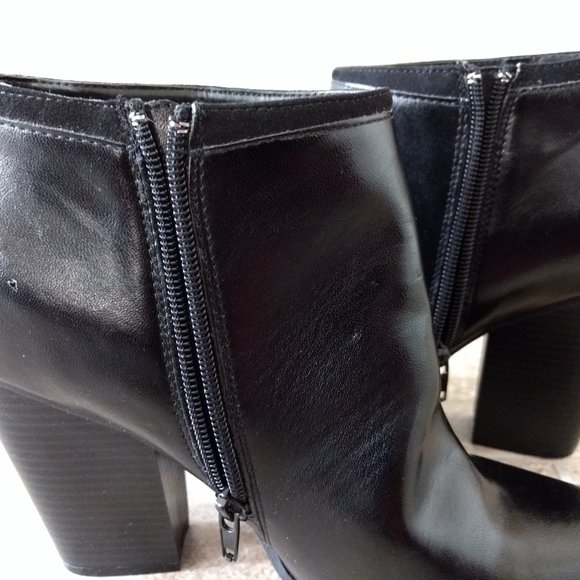 CHARLES JOURDON‎ Paris Cora Women's Size 10 Black Faux Leather Zip Ankle Boots - Picture 7 of 14